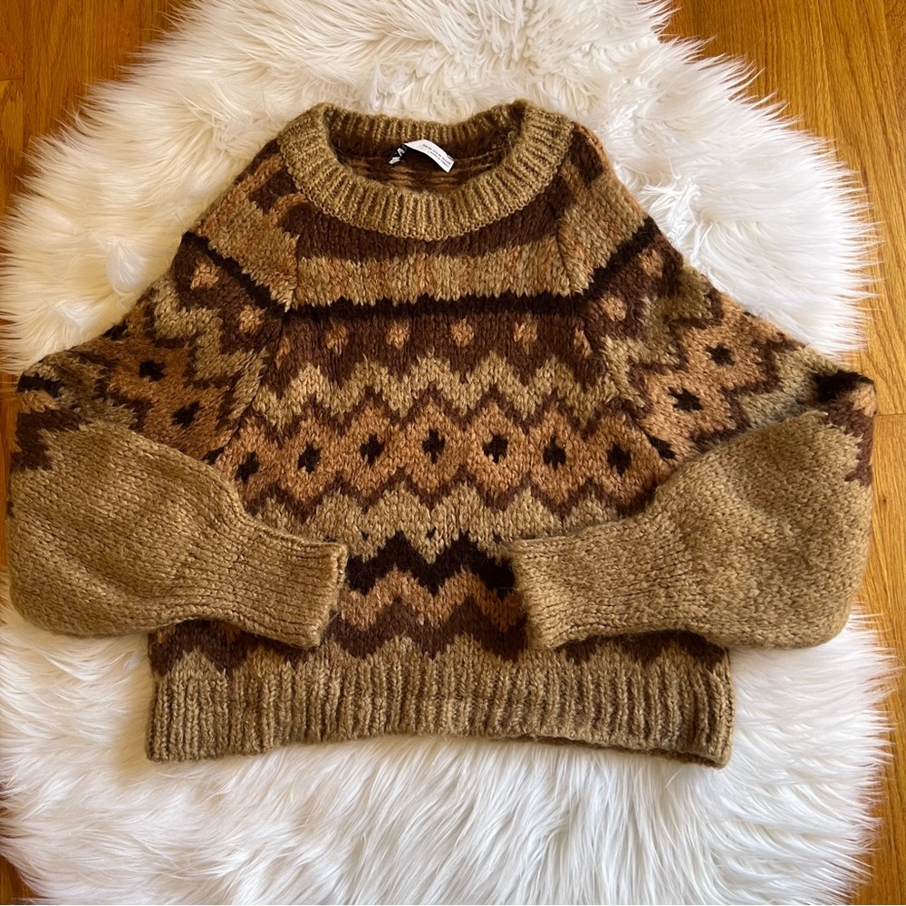Women’s Zara Sweater Size Medium